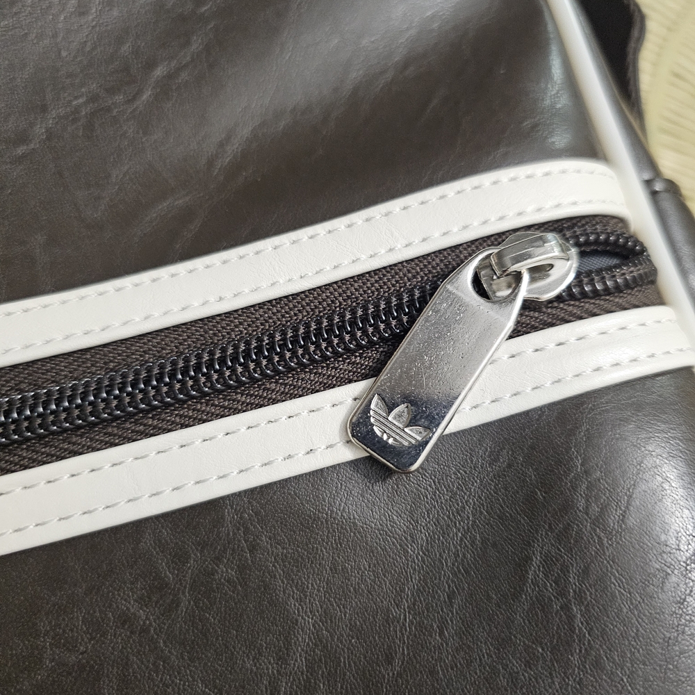 Adidas Originals Bob Marley Edition Messenger Bag - Picture 8 of 10